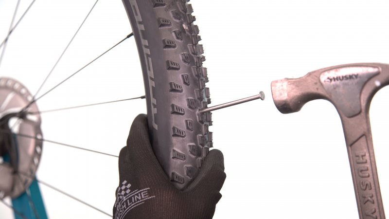 Sellador Tubeless Finish Line FiberLink Pro Latex 8oz/240ml