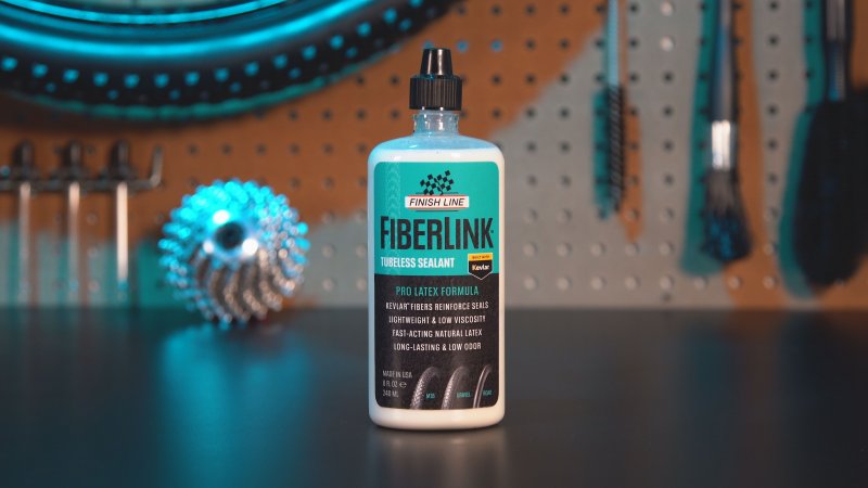 Sellador Tubeless Finish Line FiberLink Pro Latex 8oz/240ml