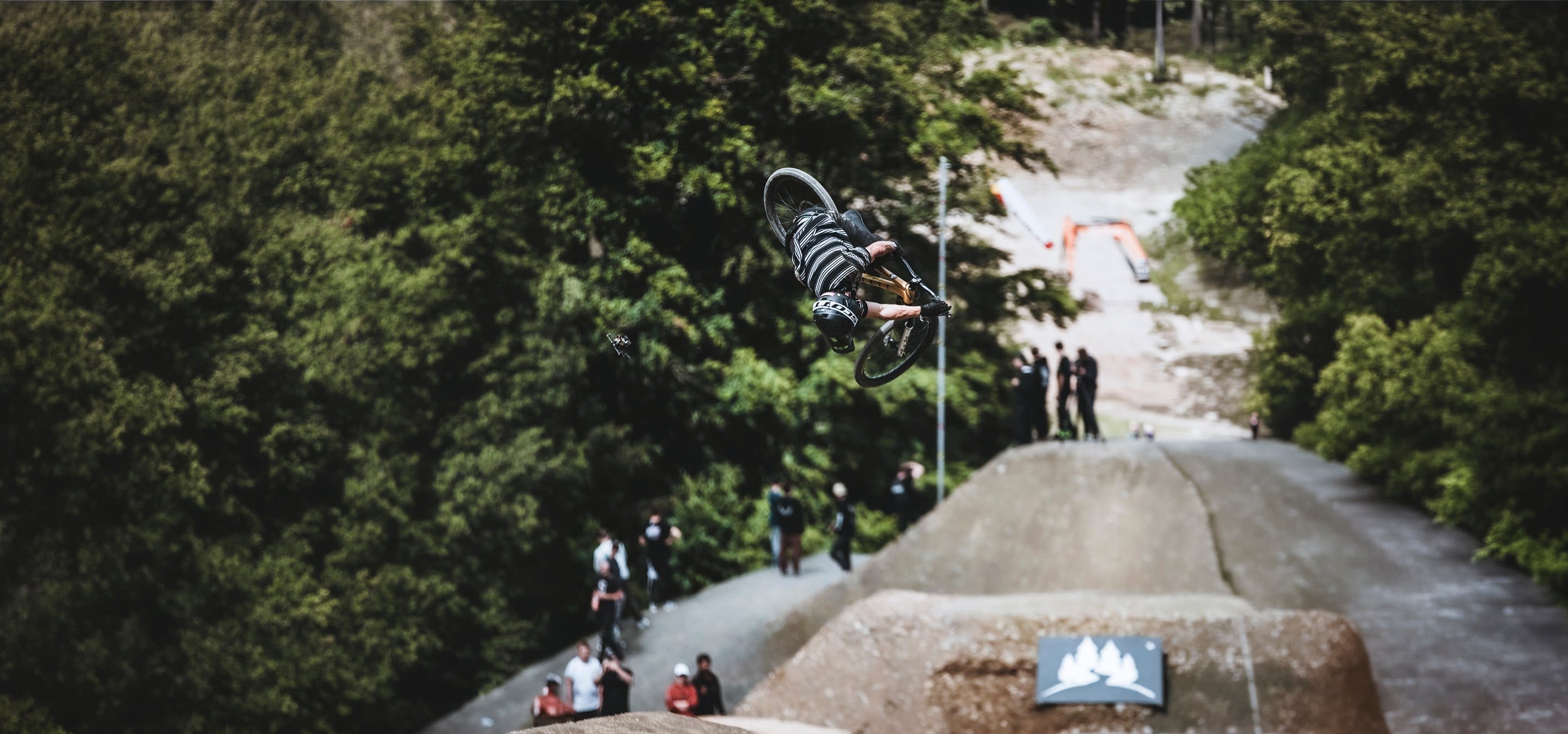 Loose Riders